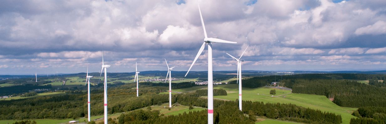 Luftaufnahme vom Windpark Westerwald